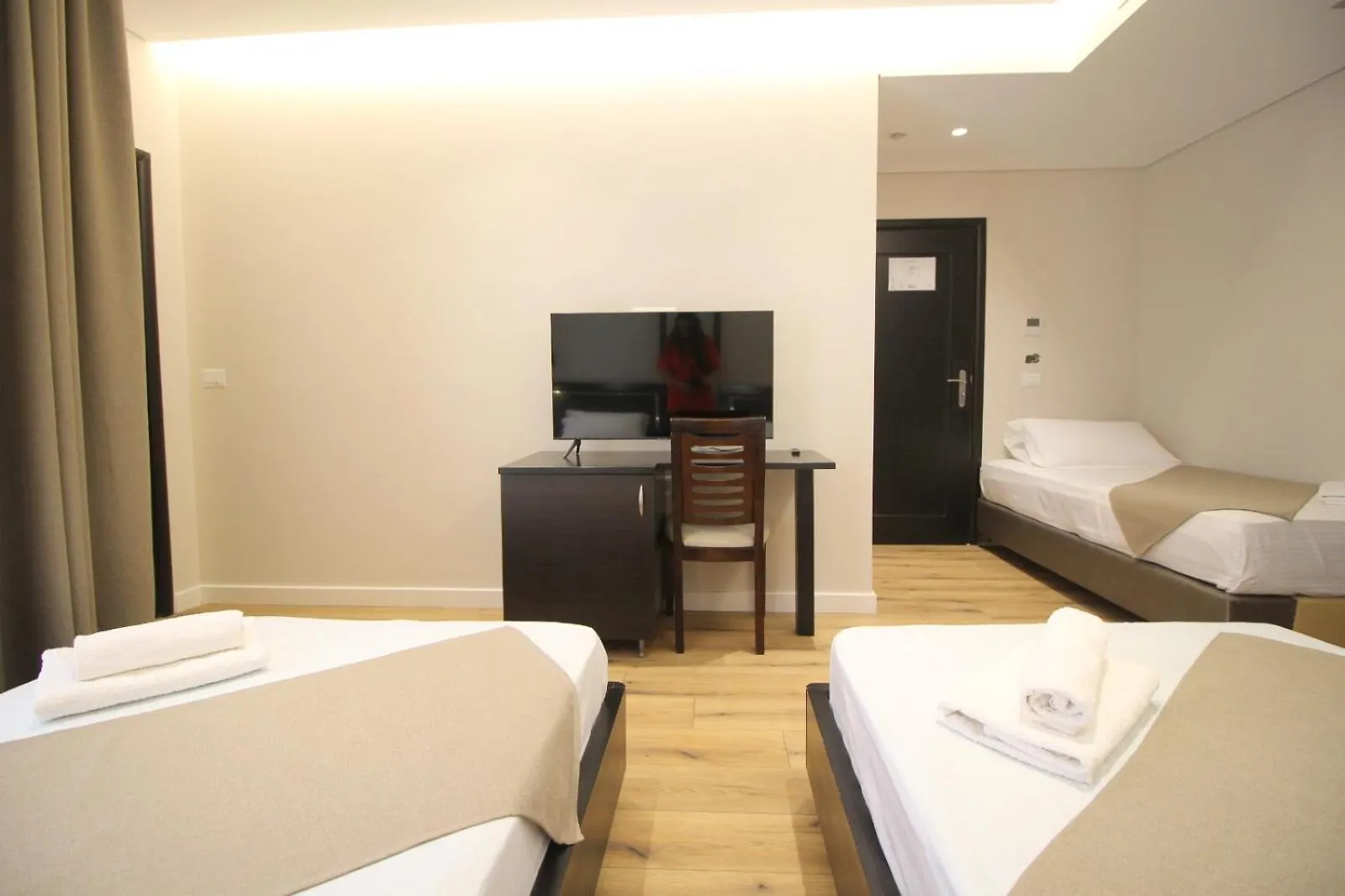 ****  Hotel Strora Sarandë Albánie